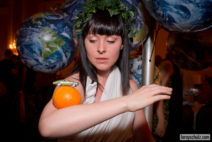 Supporting Performance Art